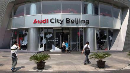 Deutsche Premium-Hersteller wie Audi sind bei chinesischen Autokäufern beliebt - den Behörden möglicherweise etwas zu beliebt.