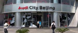 Deutsche Premium-Hersteller wie Audi sind bei chinesischen Autokäufern beliebt - den Behörden möglicherweise etwas zu beliebt.
