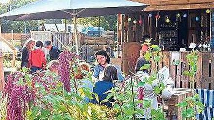 Hier wird der Großstadtwahnsinn vergessen - Das interkulturelle "Himmelbeet" an der Ruheplatzstraße.