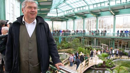 Der ehemalige Zoo-Direktor Bernhard Blaszkiewitz bei der Wiedereröffnung der Tropenhalle des Alfred-Brehm-Hauses im Tierpark Berlin in Berlin-Friedrichsfelde. 