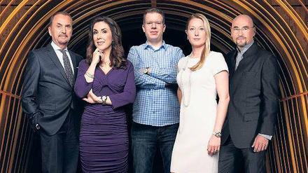 Sie wollen mehr. Vural Öger, Judith Williams, Frank Thelen, Lencke Wischhusen und Jochen Schweizer (von links) finanzieren mit ihrem Geld junge Start-up-Unternehmen.