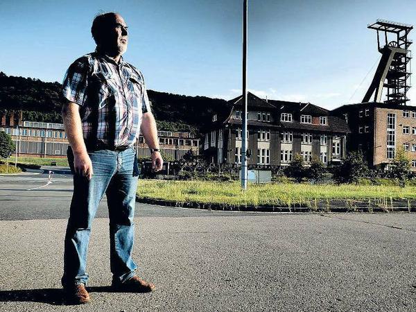 Ex-Betriebsrat Gerhard Jüttemann an der Grube in Bischofferode