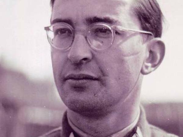 Hans Bayer.