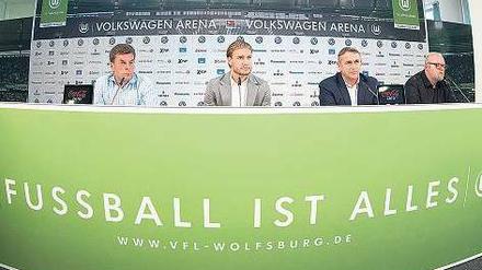 Ganz großes Business ist der Fußball auch in Wolfsburg, wo Europas größter Autokonzern viele Millionen investiert, damit der VFL irgendwann in der Champions League spielt.  Foto: Imago