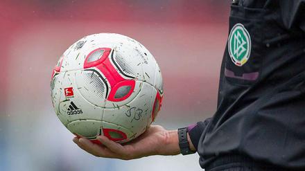 Zum Auftakt trifft Bayern auf Wolfsburg.