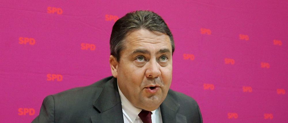 Sigmar Gabriel wurde im "Handelsblatt" als Erbe des großen Ludwig Erhard gesehen.