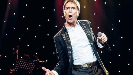 Familiengerechte, saubere Rockmusik. Cliff Richard, hier im Mai bei seinem jüngsten Auftritt in Amsterdam.