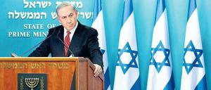 Was nun, Herr Netanjahu? Der israelische Premier hat infolge der Gazakrise derzeit einen schweren Stand – auch in der eigenen Koalition. Foto: Jim Hollander/dpa