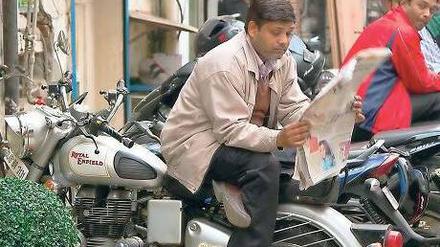 In Indien lesen sie noch. Dort haben Zeitungen Auflagen in Millionenhöhe.