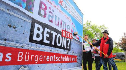 Bäume statt Beton. Der Bürgerentscheid ging zugunsten der Kleingärtner aus, doch eine Umsetzung des Entscheids könnte Millionen kosten.