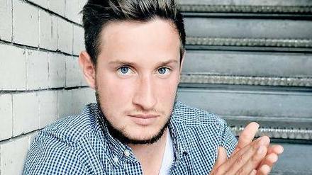 Stilsicher: Teesy, 23, mag Sinatra und tourt mit Cro. 