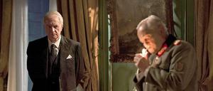 General von Choltitz (Niels Arestrup) und Konsul Nordling (André Dussollier) im Film von Volker Schlöndorff.