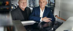 Stefan Jonas (links) und Lutz Redmann produzieren in Berlin Maschinen.                               