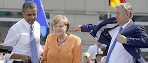 Hitzige Tage. Im Sommer 2013 sprach Obama vor dem Brandenburger Tor – und entledigte sich erst mal seines Jacketts. Wowereit, der dem Beispiel des US-Präsidenten gern folgte, schlug damals nicht nur Applaus entgegen.
