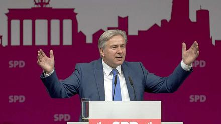 Die Partei, die Partei, die macht’s manchmal schlecht. Klaus Wowereit hat keinen internen Nachfolger aufgebaut.