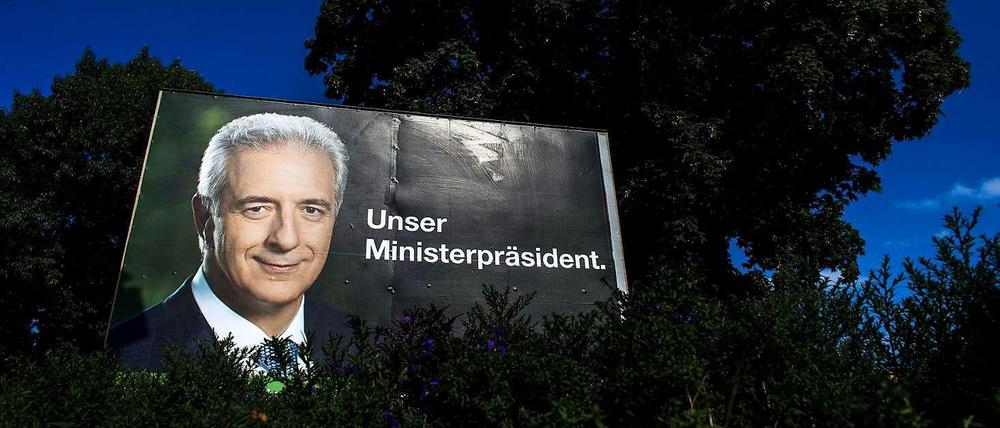 Um ihn geht es: Stanislaw Tillich. Der Name steht gar nicht auf dem Plakat