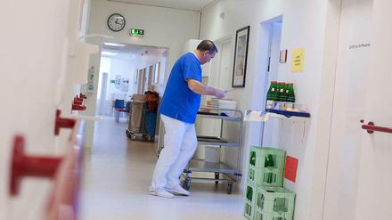 Hierzulande arbeiten rund 5,5 Millionen Menschen im Gesundheitssektor, davon rund 1,1 Millionen in Krankenhäusern.