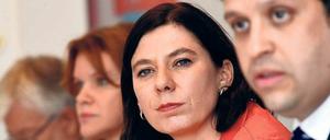 SPD-Fraktionschef Raed Saleh war die treibende Kraft beim Bonusprogramm, Bildungssenatorin Sandra Scheeres folgte ihm. Die freien Schulen waren dabei nicht vorgesehen. 