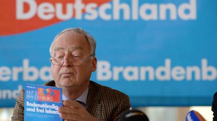 Im Aufwind. Der Brandenburger AfD-Spitzenkandidat Alexander Gauland bei der Pressekonferenz am Montag. 