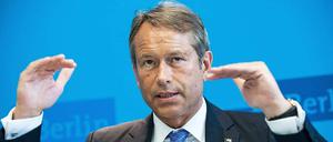 Senator ist er - aber in den BER-Aufsichtsrat möchte er nicht: Ulrich Nußbaum.