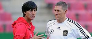 Joachim Löw setzt in den nächsten zwei Jahren auf Kapitän Schweinsteiger.