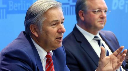Noch regieren sie gemeinsam - und stellten das Berliner Olympiakonzept vor: Klaus Wowereit und Frank Henkel.