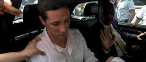 Heilsbringer? Fernando Torres musste schon bei seiner Ankunft in Mailand Autogramme schreiben.