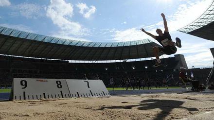 Großer Sprung? Das Istaf hat einiges vor. Weitspringer Christian Reif auch. Der Europameister von 2010 hat am Sonntag einen besonderen Konkurrenten: Markus Rehm, der mit einer Prothese in diesem Jahr Deutscher Meister wurde. 
