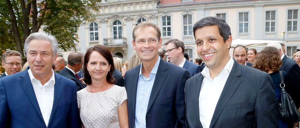 Das VBKI Sommerfest im Kronprinzenpalais in Berlin mit Klaus Wowereit, Michael Mueller und Ehefrau Claudia sowie Raed Saleh.