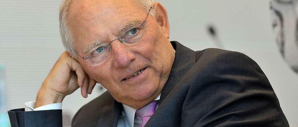 Finanzminister Wolfgang Schäuble verteidigt die Idee, den Chef der EU-Kommission direkt zu wählen.
