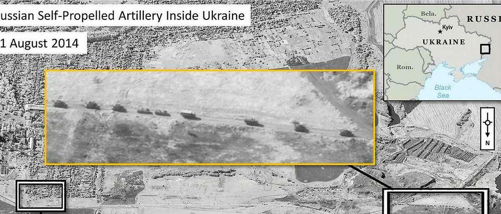 Satellitenaufnahmen sollen belegen, dass russische Truppen in der Ukraine sind. Ex-US-Geheimdienstmitarbeiter warnen Merkel vor Fehlinformationen.