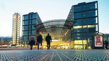 Wegen eines Kabeldiebstahls in Teltow kommt es im Zugverkehr von und nach Berlin zu Verspätungen. Besonders betroffen ist der Hauptbahnhof.