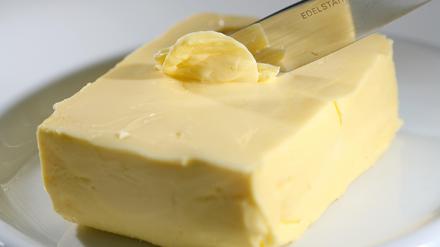 Preiskampf. Aldi und andere Discounter senken den Preis für Butter.