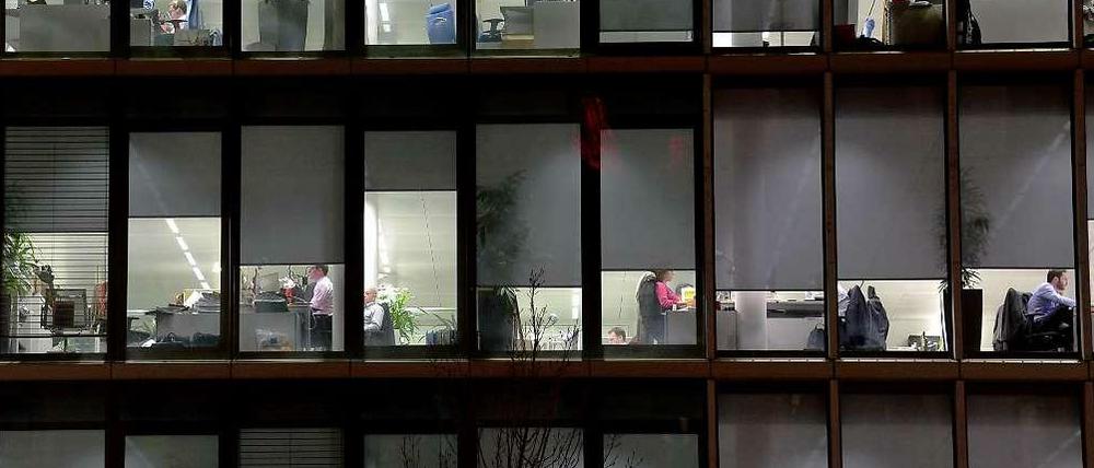 Biotop Büro. Noroviren und andere Keime werden in Büros von Platz zu Platz geschleppt.
