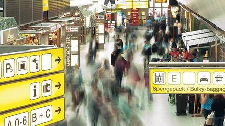 Letzter Aufruf Tegel. Sechs Monate nach Inbetriebnahme des neuen Flughafens BER soll Tegel geschlossen werden – eigentlich. 