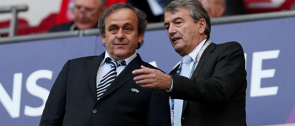 Optimismus bei DFB-Präsident Wolfgang Niersbach (r., mit Uefa-Präsident Michel Platini): Die EM 2024 könnte in Deutschland stattfinden.