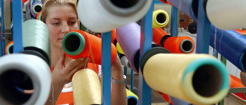 Bunt, aber muffig. Verschwitzte Kleidungsstücke aus Trevira riechen besonders übel.