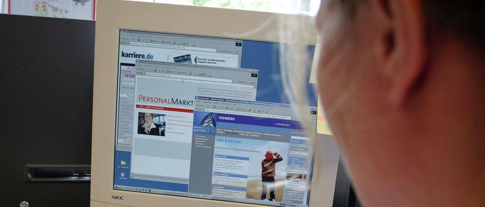 Immer mehr Deutsche surfen im Netz.