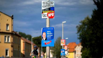 Wahlkampf von NPD und AfD im sächsischen Freital.