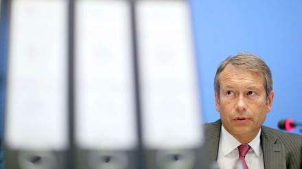 Finanzsenator Nußbaum ermahnt die Verwaltung: Erst einmal das vorhandene Geld ausgeben.