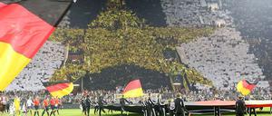 Schlandfriedensbruch im Stadion von Dortmund. Die Nationalmannschaft macht's möglich.