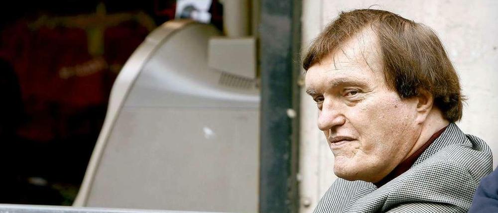 Der US-Schauspieler Richard Kiel ist tot. Bekannt wurde er als "Der Beißer" als Gegenspieler von James Bond.