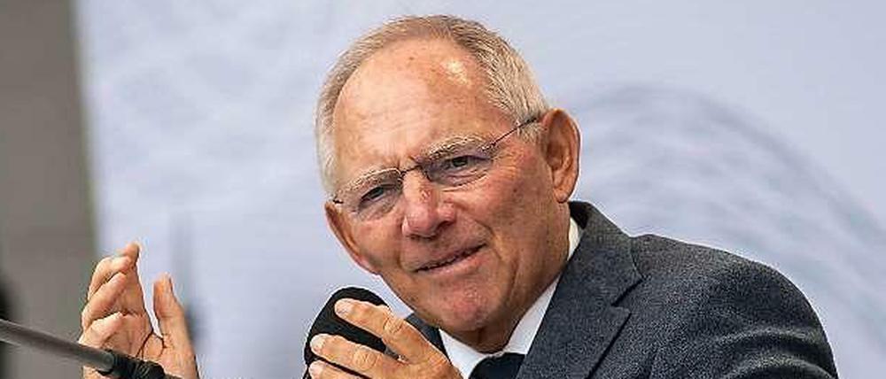 Soli weg, Steuern hoch! Wolfgang Schäuble will die Länder entlasten.
