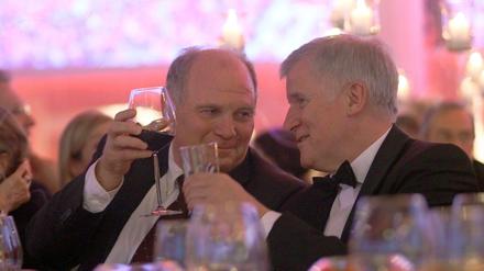 Uli Hoeneß im Gespräch mit Horst Seehofer.