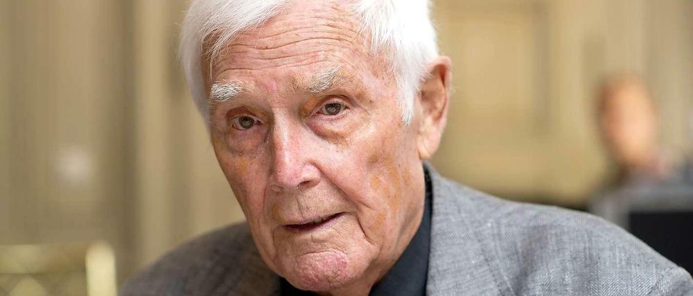 Joachim "Blacky" Fuchsberger ist im Alter von 87 Jahren in München gestorben.