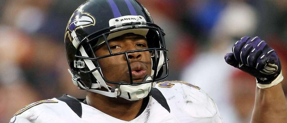 Zu viel Kraft. Ray Rice hat seine Verlobte bewusstlos geschlagen.