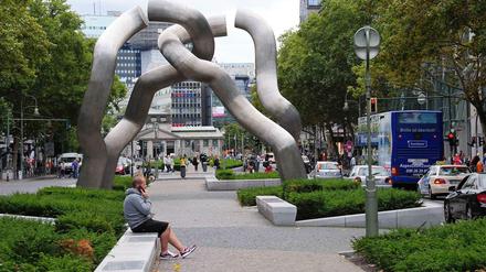 Zentrum des Shoppings. Die 500 Meter lange Tauentzienstraße ist die Nummer eins der Berliner Einkaufsstraßen. Nun wünscht sich die AG City eine Umbenennung in Kurfürstendamm.