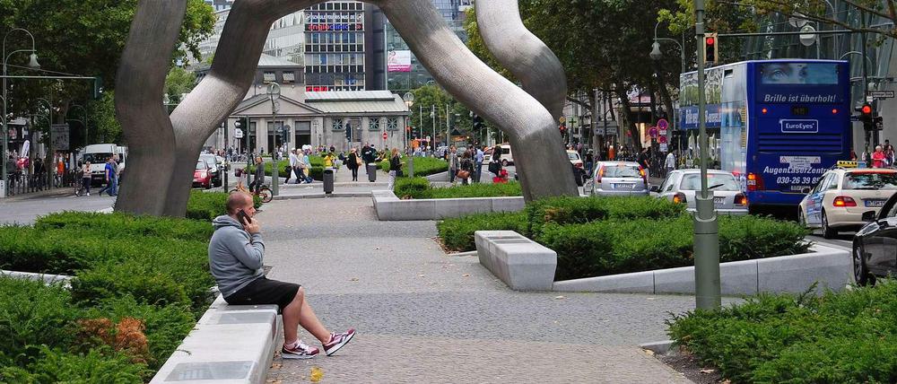 Zentrum des Shoppings. Die 500 Meter lange Tauentzienstraße ist die Nummer eins der Berliner Einkaufsstraßen. Nun wünscht sich die AG City eine Umbenennung in Kurfürstendamm.