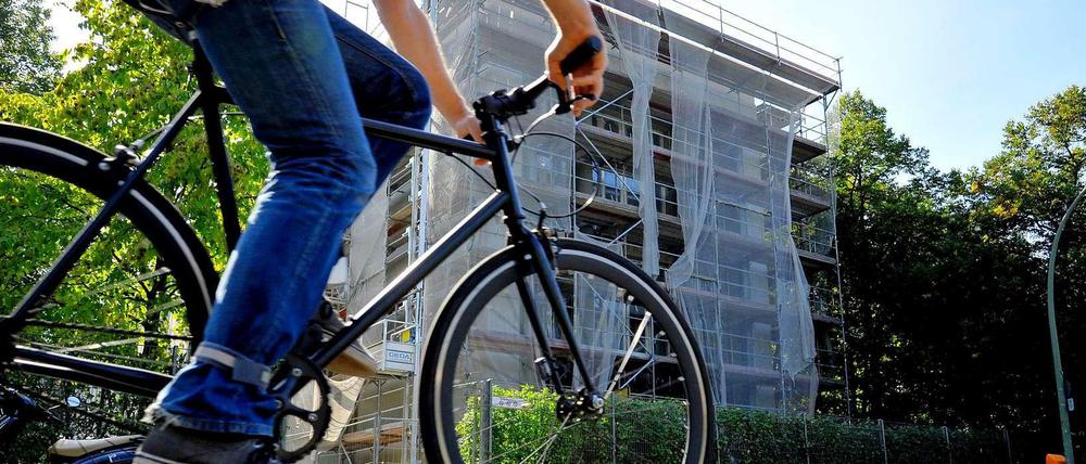 Abgefahren. Jetzt soll das Max-Planck-Gymnasiun in Mitte doch weitermachen. Der Bezirk muss die Einsparungen andernorts erbringen.