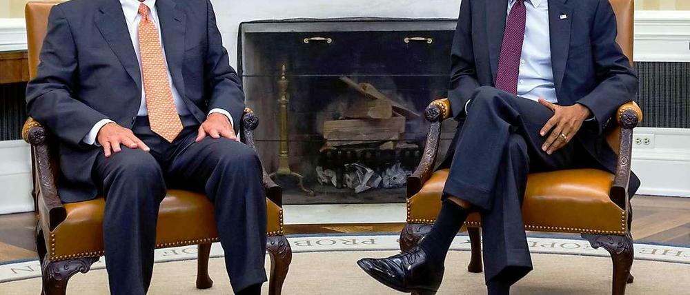 US-Präsident Barack Obama (r.) mit dem Sprecher des Repräsentantenhauses, John Boehner, beim Treffen mit führenden Kongressmitgliedern am Dienstagabend.